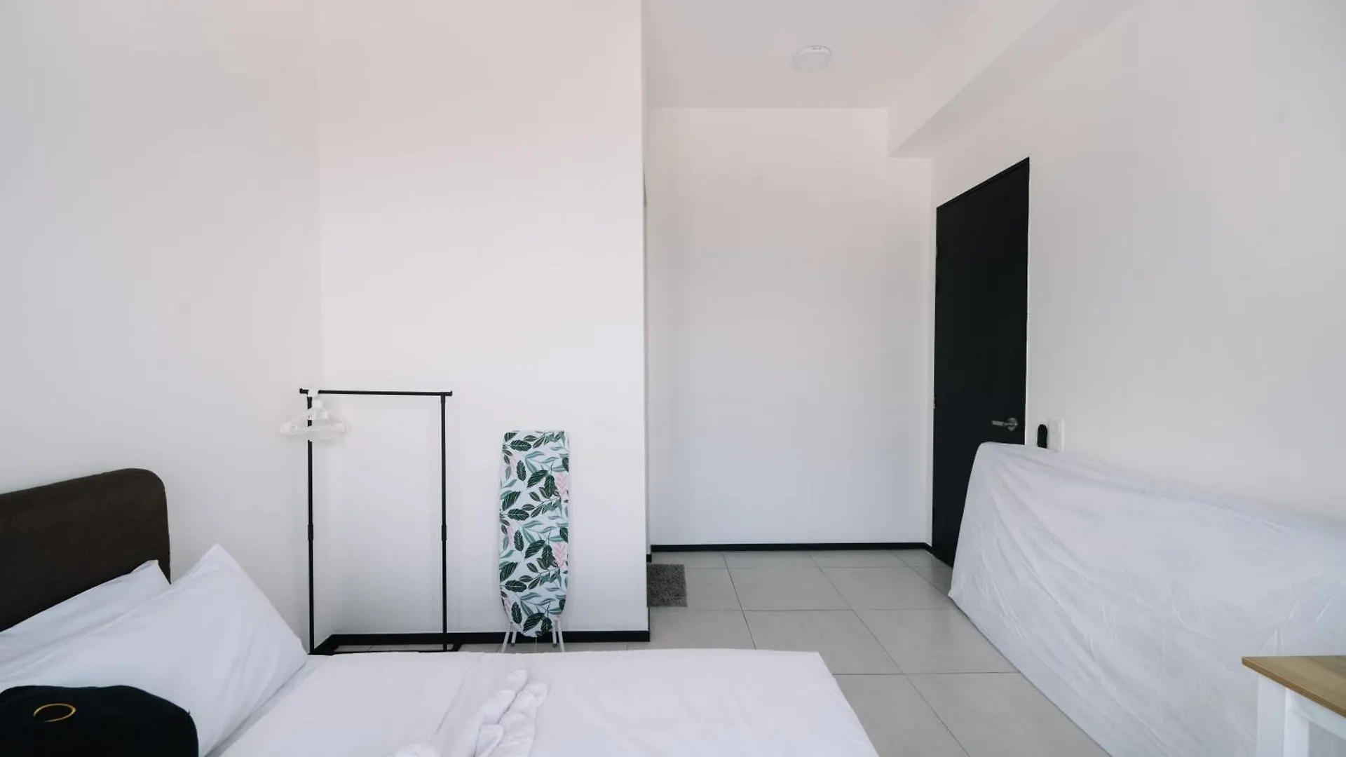 ג'ורג' טאון Seaview Infinity Pool 2Br 2Cp 8Pax Urban Suite ג'ורג' טאון
