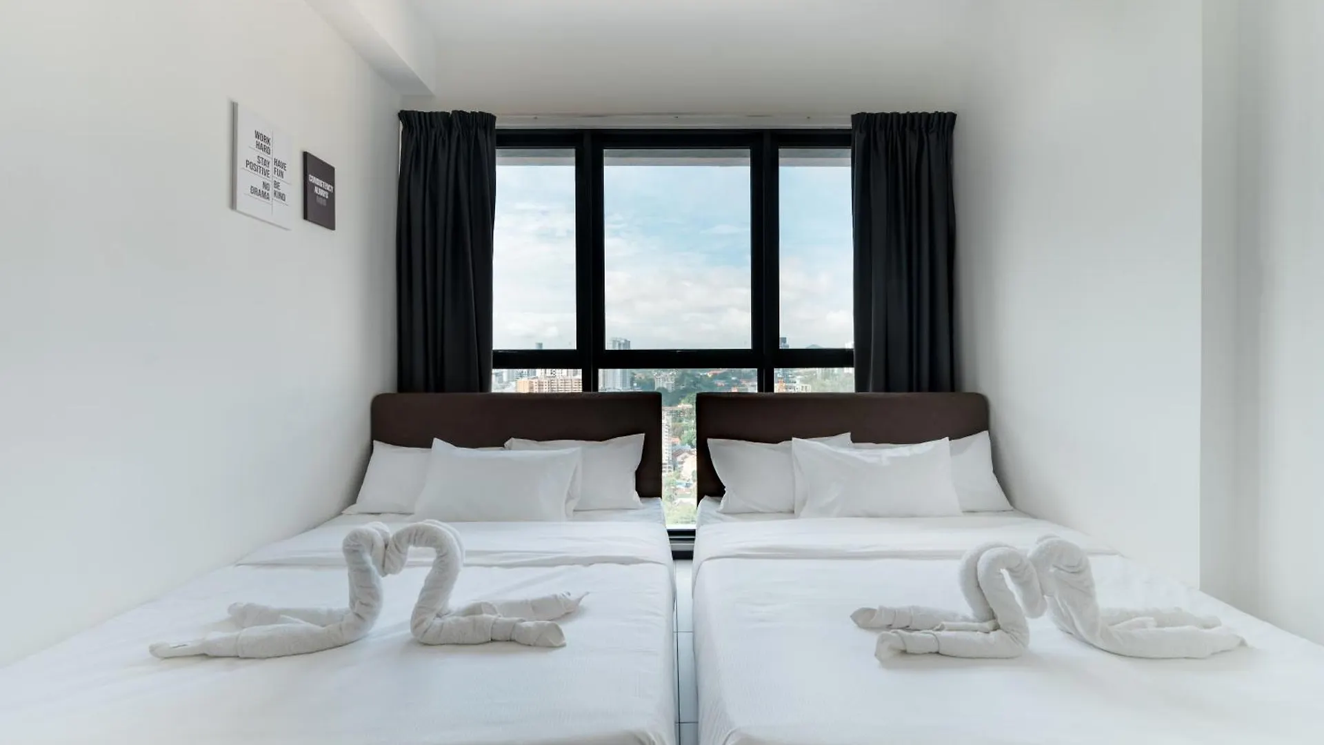 דירה ג'ורג' טאון Seaview Infinity Pool 2Br 2Cp 8Pax Urban Suite