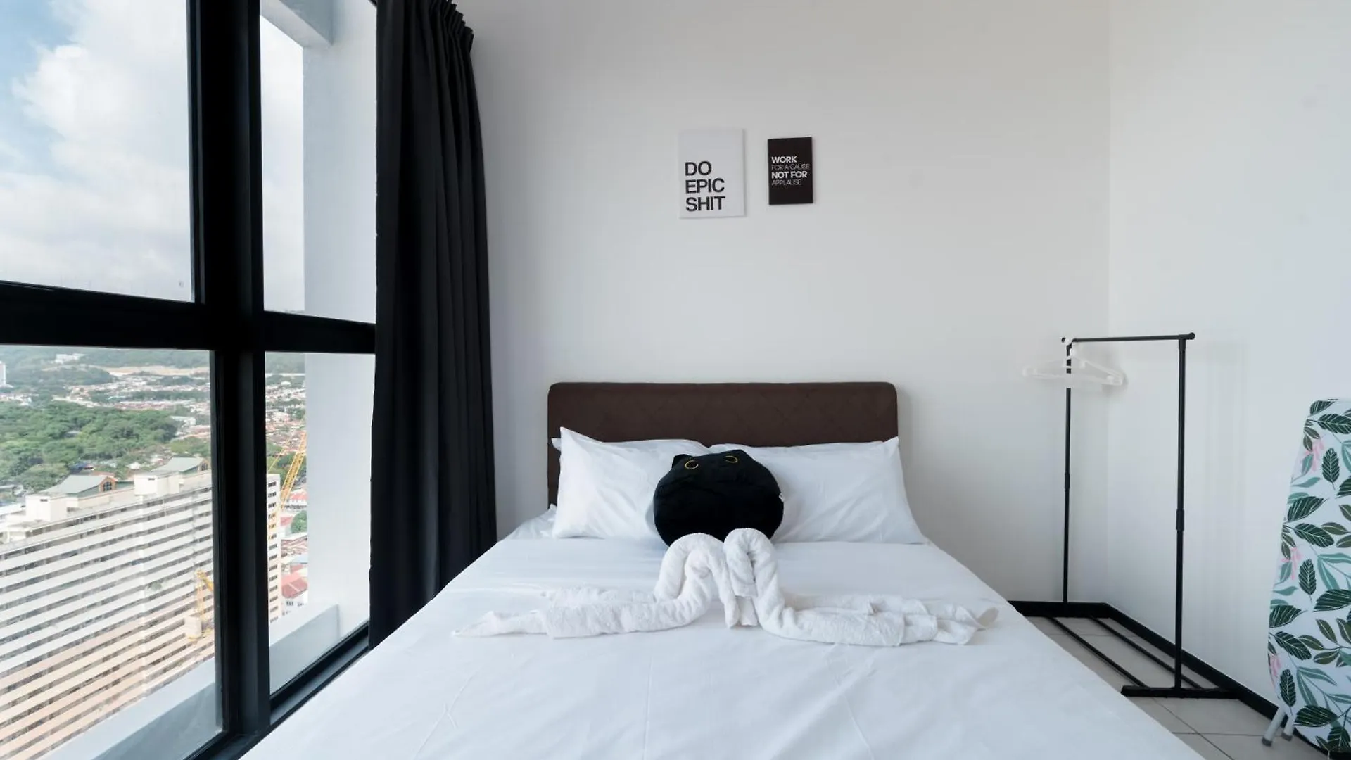 דירה ג'ורג' טאון Seaview Infinity Pool 2Br 2Cp 8Pax Urban Suite